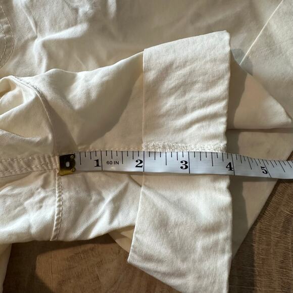 Abercrombie & Fitch Cream Twill Paper Bag Cuffed Pull on Shorts M - Picture 11 of 11